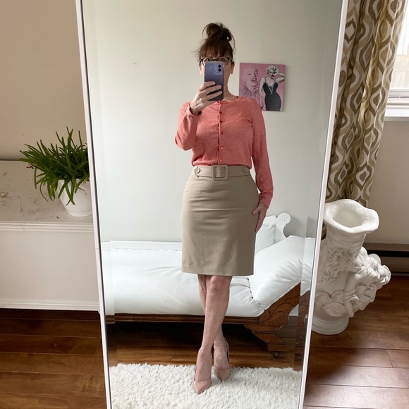 TALBOTS PETITE ORANGE CREAM METALLIC GOLD CARDIGAN  BUTTON FRONT RIUND NECK - Picture 8 of 8